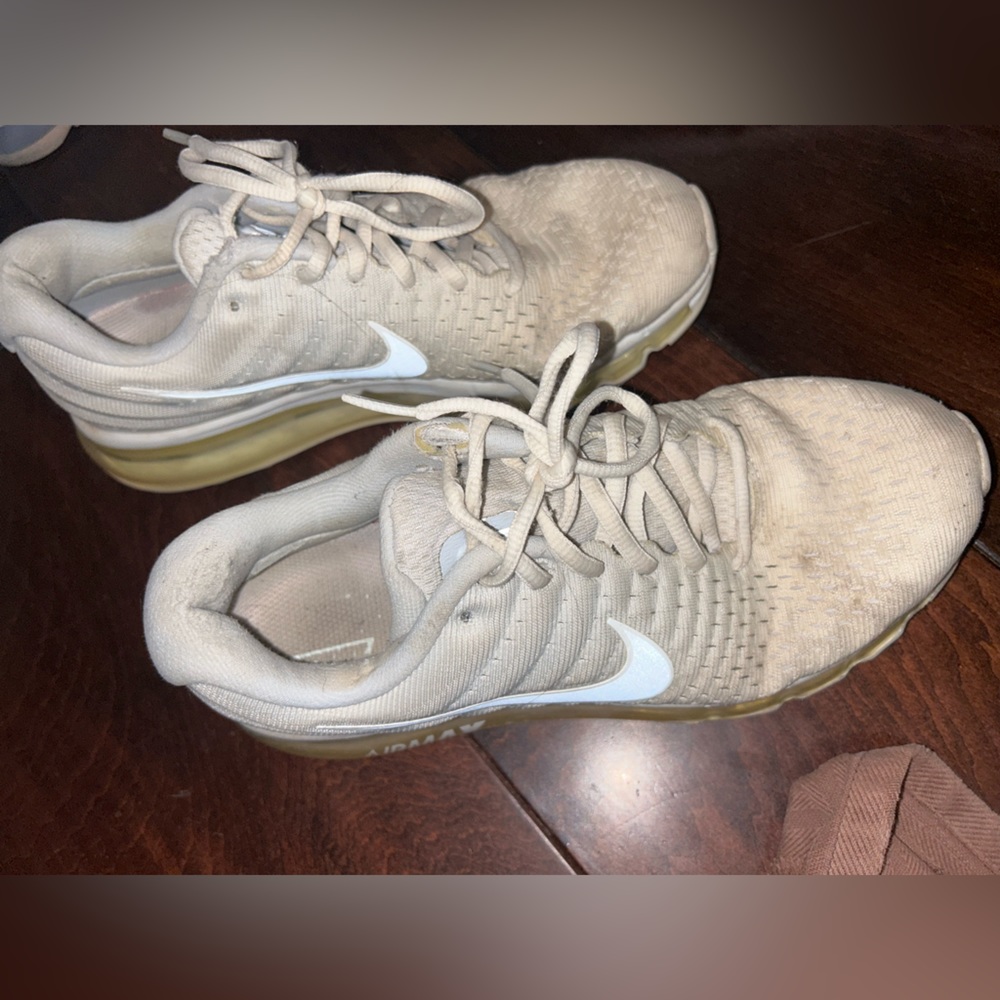 Nike air max size 9.5